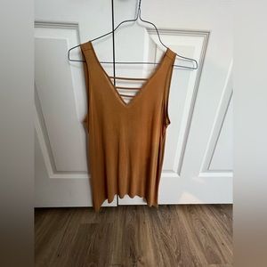 flowy tank!